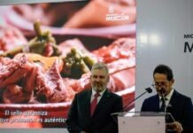 Carnitas de Michoacán lograrán su certificación hasta en EU: SEDECO