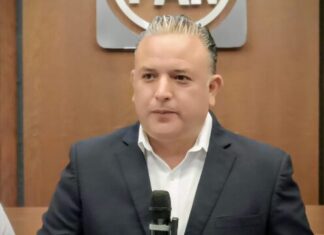 Quintana acusa falta de transparencia en justicia y critica estrategia financiera del gobierno federal