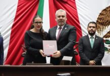 Recibe 76 Legislatura el 4to. Informe del Estado que guarda la Administración Pública Estatal