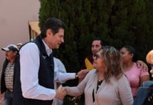 Entrega Alfonso Martínez material para mejorar área gastronómica de Mercado Independencia