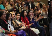 Adriana Campos Huirache destaca el valor de visibilizar la voz de las mujeres en la política libro “MujerEs Michoacán»