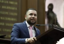 Reyes Galindo presenta reforma para proteger la salud mental del magisterio michoacano