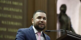 Reyes Galindo presenta reforma para proteger la salud mental del magisterio michoacano