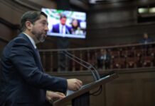 Abraham Espinoza impulsa iniciativa para fomentar el emprendimiento juvenil en Michoacán