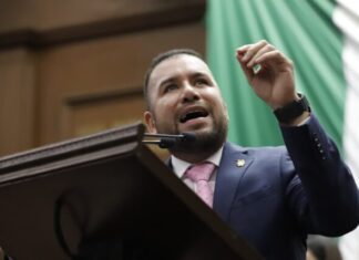 Aprobación de reforma para ser legislador en Michoacán a partir de los 18 años fortalece la democracia: Reyes Galindo