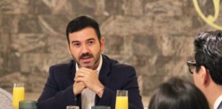 Yankel Benítez, hoteleros y empresarios afinan detalles de cara a celebración de Día de Muertos
