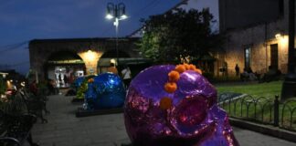 Morelia se viste de fiesta para celebrar el Día de Muertos