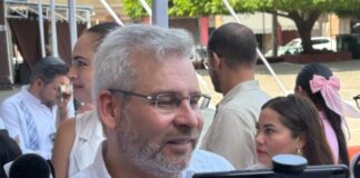 Gobierno del estado atiende Tianguis Limonero