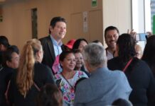 Reconoce Alfonso Martínez a mujeres rurales