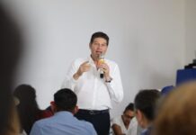 Alfonso Martínez llama en Ario de Rosales a defender la justicia y la libertad