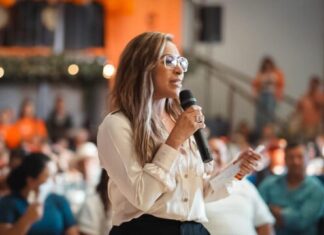 Grecia Aguilar refrenda su respaldo a los gobiernos naranjas y al trabajo coordinado en Michoacán con la dirigencia