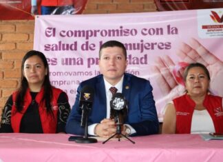 Informa Vicente Gómez sobre programas y acciones de Casa Enlace de Tacámbaro