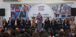 A sumar a más jóvenes en la construcción de una ciudadanía en paz, convoca Yarabí Ávila a estudiantes uruapenses