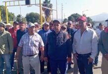 Liberan bloqueos carreteros en Michoacán; advierten que regresarán el lunes