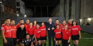 Alfonso Martínez reinaugura cancha de fútbol rápido del Colegio de Morelia