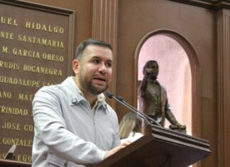 Plantea Reyes Galindo reforma para restringir circulación de camiones que transportan material peligroso