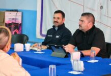 Yankel Benítez y directivos del Mercado de Abastos afinan detalles para actividades decembrinas