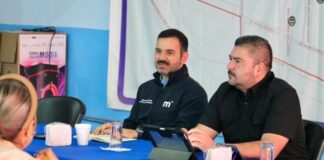 Yankel Benítez y directivos del Mercado de Abastos afinan detalles para actividades decembrinas