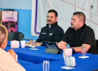 Yankel Benítez y directivos del Mercado de Abastos afinan detalles para actividades decembrinas