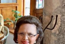 UMSNH reconoce trayectoria de la licenciada Guadalupe Morales, ejemplo de entrega y compromiso con la educación