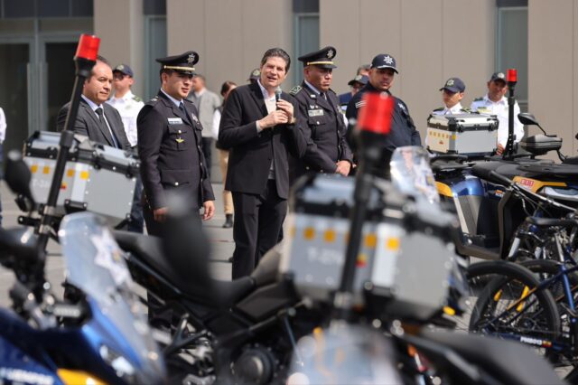 5dd1563a-c3fe-493c-a457-0ba617f2ce1d