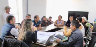 Atiende Yankel Benítez a vecinos de colonias 10 de Junio y Rubén Jaramillo
