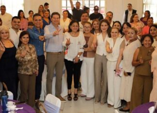 Comparte Paola Delgadillo proyectos exitosos del DIF Morelia a mujeres de Lázaro Cárdenas