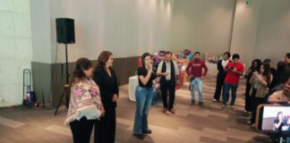 Reconoce Congreso de Michoacán a periodistas; celebran fiestas decembrinas