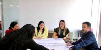 Yankel Benítez da seguimiento a proceso de regularización de colonia 13 de Abril