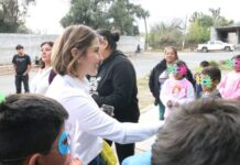 En Santiago Undameo, Brissa Arroyo se gana la confianza de la gente