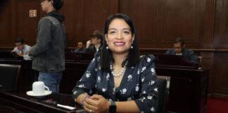 Erendira Isauro celebra aprobación de reforma “no deuda” impulsada por el gobernador Bedolla