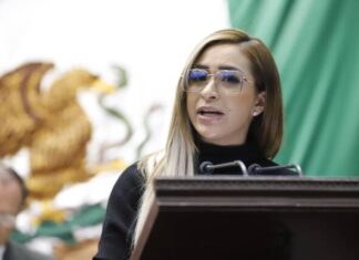 Frenar compras obligatorias en escuelas y reforzar la gratuidad educativa propone Grecia Aguilar con reforma