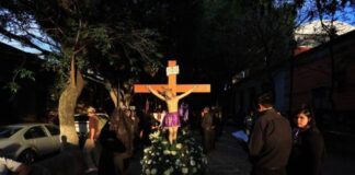 Más de 60 mil personas acompañan la Procesión del Silencio: Alfonso Martínez Alcázar