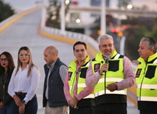 Bedolla abre a la circulación puente del distribuidor vial de la salida a Pátzcuaro