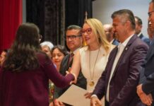 UMSNH BRILLA POR LA EXCELENCIA ACADÉMICA DE NICOLAITAS RECONOCIDOS POR CENEVAL