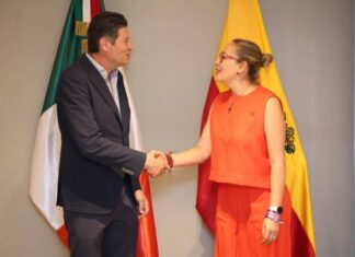 Ofrece Alfonso Martínez ruta a Yarabí Ávila para saldar históricos adeudos de UMSNH
