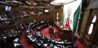 Tras discusión, diputados «bajan» de la orden del día bloque de posturas parlamentarias
