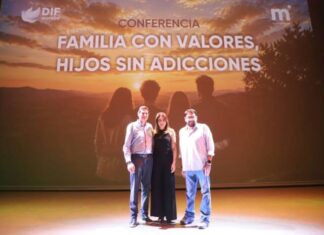 Gran recepción a conferencias sobre prevención y valores familiares, del DIF Morelia