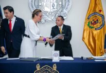 JOSÉ HERRERA CAMACHO, NUEVO DIRECTOR DEL IIAF; YARABÍ ÁVILA LE TOMA PROTESTA