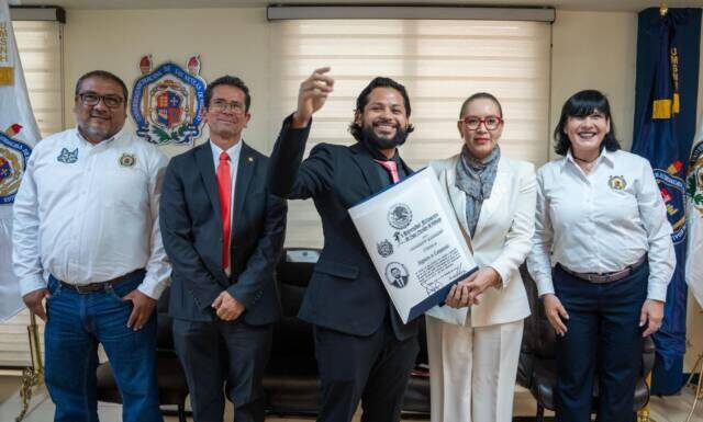 ROTUNDO ÉXITO, PROGRAMA DE DISMINUCIÓN DE COSTO DE TITULACIÓN DE LA UMSNH; MÁS DE 3,600 NICOLAITAS BENEFICIADOS