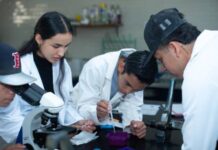 RESALTAN ESTUDIANTES, APOYO A LA CIENCIA Y LA INVESTIGACIÓN EN LA ADMINISTRACIÓN DE YARABÍ ÁVILA