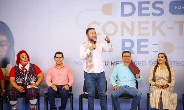 Respalda Reyes Galindo acciones para prevenir riesgos digitales entre la comunidad estudiantil del Distrito 22