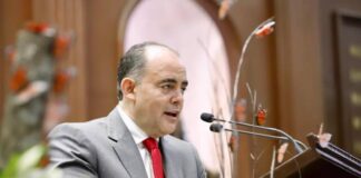 Baltazar Gaona presenta en tribuna iniciativa ciudadana para fortalecer la legitimidad de las sustituciones en ayuntamientos