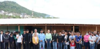 Entrega Sandra Arreola apoyos de infraestructura escolar en Morelia