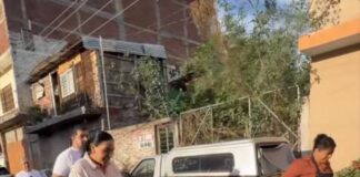 Entrega Adriana Campos sillas de ruedas a vecinas de Jacona y refrenda su compromiso con las familias