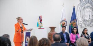 SE HACE JUSTICIA LABORAL A DOCENTES NICOLAITAS; YARABÍ ÁVILA ENTREGA NOMBRAMIENTOS DE MATERIAS DEFINITIVAS