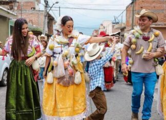 Zacapu celebra con orgullo la tradicional Topa en el marco del 478 Aniversario de su Fundación: Mónica Valdez