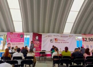 Arranca entrega de tarjetas de la beca Rita Cetina, en Michoacán