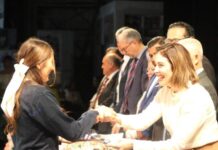 Acompaña Brissa Arroyo como madrina de generación a egresados de la Técnica 3