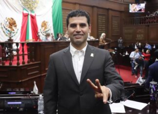 Octavio Ocampo celebra aprobación de reforma constitucional contra la reelección inmediata
